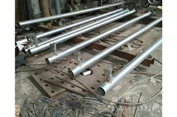太原監(jiān)控桿安裝道路的時候要注意什么？